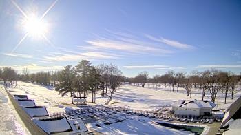 Weather camera view of Crystal Lake Country Club.