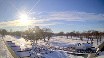 Weather camera view of Crystal Lake Country Club.
