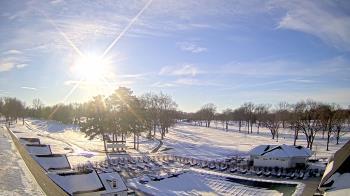 Weather camera view of Crystal Lake Country Club.