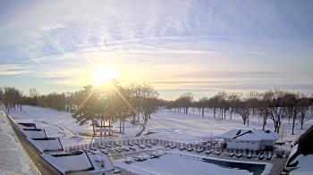Weather camera view of Crystal Lake Country Club.