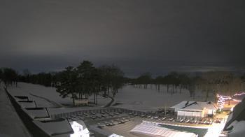 Weather camera view of Crystal Lake Country Club.