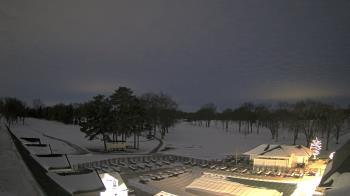 Weather camera view of Crystal Lake Country Club.
