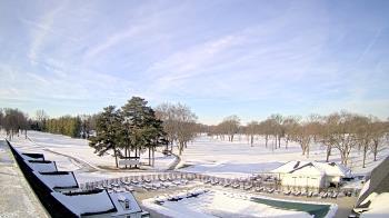 Weather camera view of Crystal Lake Country Club.