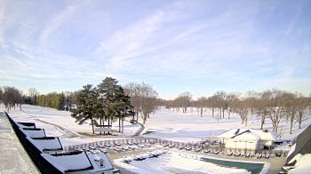 Weather camera view of Crystal Lake Country Club.