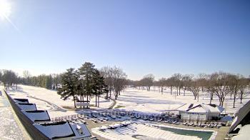 Weather camera view of Crystal Lake Country Club.