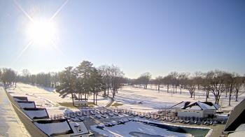 Weather camera view of Crystal Lake Country Club.