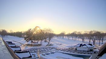 Weather camera view of Crystal Lake Country Club.