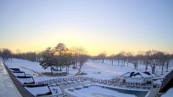 Weather camera view of Crystal Lake Country Club.