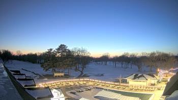 Weather camera view of Crystal Lake Country Club.