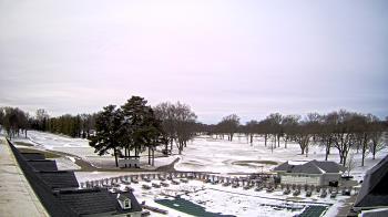 Weather camera view of Crystal Lake Country Club.