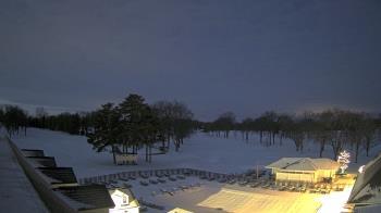 Weather camera view of Crystal Lake Country Club.