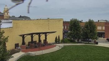 Weather camera view of Crawfordsville Pike Place.