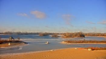 Weather camera view of Three Oaks Recreation Area.