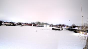 Weather camera view of Crestwood HS.