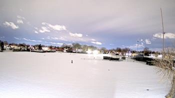 Weather camera view of Crestwood HS.