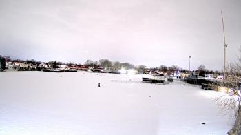 Weather camera view of Crestwood HS.