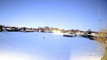 Weather camera view of Crestwood HS.