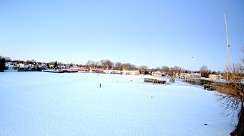 Weather camera view of Crestwood HS.