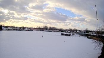 Weather camera view of Crestwood HS.