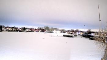 Weather camera view of Crestwood HS.