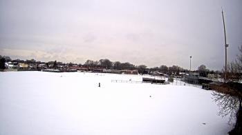 Weather camera view of Crestwood HS.