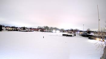 Weather camera view of Crestwood HS.