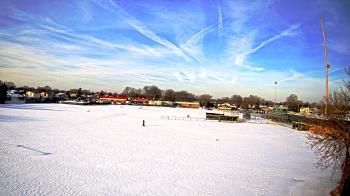 Weather camera view of Crestwood HS.