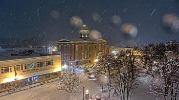 Weather camera view of City of Woodstock.