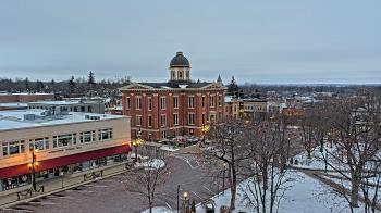 Weather camera view of City of Woodstock.