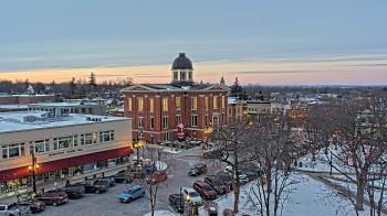 Weather camera view of City of Woodstock.