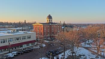 Weather camera view of City of Woodstock.