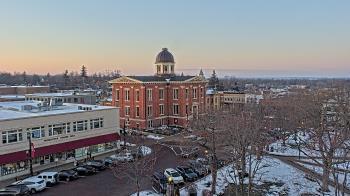 Weather camera view of City of Woodstock.
