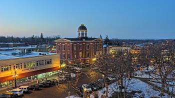 Weather camera view of City of Woodstock.