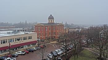 Weather camera view of City of Woodstock.