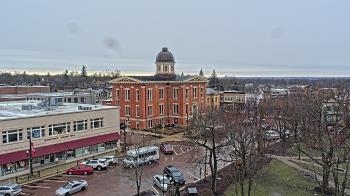 Weather camera view of City of Woodstock.