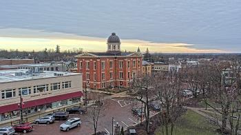 Weather camera view of City of Woodstock.