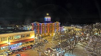 Weather camera view of City of Woodstock.