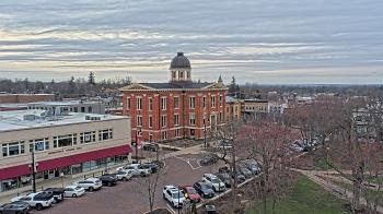 Weather camera view of City of Woodstock.