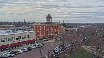 Weather camera view of City of Woodstock.