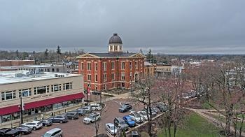 Weather camera view of City of Woodstock.