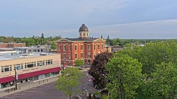 Weather camera view of City of Woodstock.