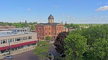 Weather camera view of City of Woodstock.