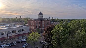 Weather camera view of City of Woodstock.