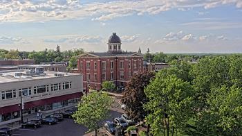Weather camera view of City of Woodstock.