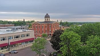 Weather camera view of City of Woodstock.