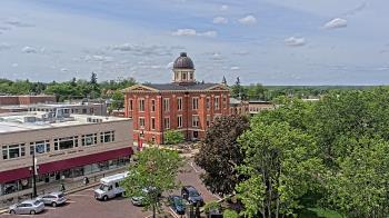 Weather camera view of City of Woodstock.