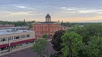 Weather camera view of City of Woodstock.