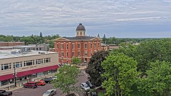 Weather camera view of City of Woodstock.