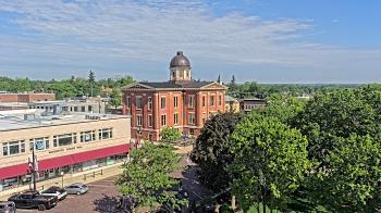 Weather camera view of City of Woodstock.