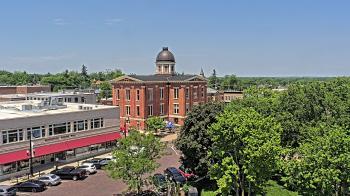 Weather camera view of City of Woodstock.